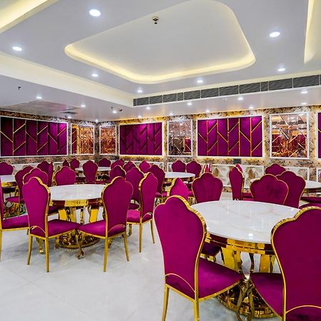 Townhouse Grand Address Hotel And Banquet Ghaziabad Εξωτερικό φωτογραφία